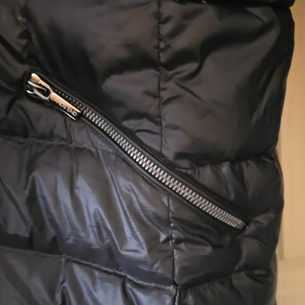 Lands' End Women's Dark Puffer Jacket - Picture 5 of 6